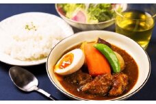 平田牧場三元豚豚バラ軟骨スープカレー（310g×15個） レトルト 総菜 簡単調理 豚肉 ぶたにく 豚 ぶた ポーク 肉 にく スープ コラーゲン カレーライス スパイス 希少 国産 北海道 小樽市 常温