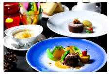 《じゃらんアワード夕食高評価！》ペアご利用券☆季節のランチコース&本格フィンランドサウナ