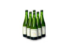 上ノ国ワイナリーの白ワイン「上の白ナイアガラ2022」　750ml×6本