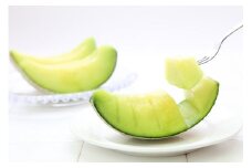キングメルティーメロン 大玉 4玉（1玉 約2kg） 【2025年7月上旬～2025年7月下旬発送予定】 果物 フルーツ メロン めろん 青肉 希少フルーツ 希少品 北海道 浦臼町