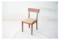 SORIDOME chair　樹種：ウォールナット　カラー：ベージュ