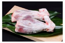 北海道産豚肉「ゆめの大地」【スネ肉】（1.2kg前後）