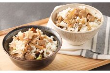 北の凍れ豚 豚めしの素 （約280g×2パック） ・ 中札内田舎どり 鶏めしの素 （約280g×2パック） 豚めし 豚飯 鶏めし 鶏飯 素 混ぜご飯 ご飯 豚肉 鶏肉 おにぎり 料理 北海道 中札内村 冷凍 [007-0214]
