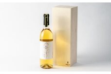 茜鶴 白イチゴワイン 720ml（7度）《足寄町》【足寄町農業協同組合】ワイン イチゴ 720ml 7度 贈り物 ギフト 果実酒 白ワイン フルーツワイン 北海道産 道産 寒冷地 あしょろ 北海道 443300 443300円 [BEAB003]