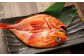 深紅に輝く魚体が美しい高級魚である「めんめ(きんき)」を一夜干しに仕上げました。