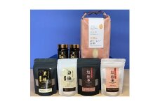 米1.5kg・ニンニク塩 2種×各1・ニンニク粉2種×各1・黒ニンニクペースト70g×2(E)【1110061】