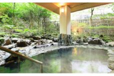 四季亭宿泊券（休前日）