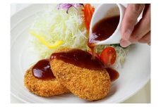 レンジでチンOK！「いわて漢方和牛コロッケ」総数8個 特製ソース付き