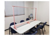 飛沫感染防止パネル　Long table type　オレンジ (外形サイズ：幅1771mm×高さ908mm)