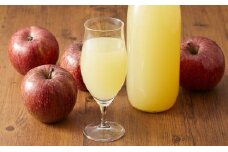 果汁100%！ 完熟りんご使用 ストレートりんごジュース 1L×2本 セット 【 リンゴ 飲料 ご当地ドリンク ギフト プレゼント 岩手 陸前高田 マル広農園 】 RT656