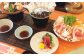 夕食をご希望の場合予約時にお申し付けください。※写真は一例となり、季節によって内容が変わります。