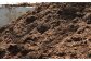 地熱と温泉施設を活用し、馬ふんから堆肥を生産しています。