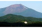 岩手山を背に自然豊かな所にあります