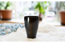 漆こっぷ -曉-弐 （ ケヤキ ： 黒 ）  ＜ゆうび＞ ／ 拭き漆仕上げ 漆塗り 食器 コップ 漆器 カップ グラス タンブラー 和食器 木製 漆製品 プレゼント ギフト 贈り物 誕生日 自宅用 家庭用 普段使い 自分用 シンプル おしゃれ お洒落 オシャレ うるしぬり うるし 漆塗 岩手県 八幡平市