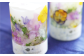 ガーデンキャンドル（円柱）が１個入ります。中に使われているお花はおまかせになります。