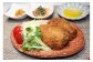揚げるだけ。地元給食に採用！