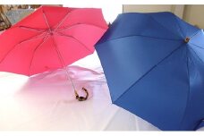 【西川洋傘加工所】 婦人折傘（共袋付）ピンク