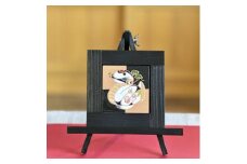 スペインタイル　干支絵タイル　7.5cm×7.5cm　木製フレーム・イーゼル付き＜巳＞【1583100】