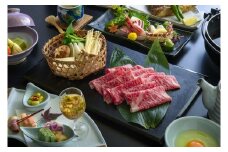 【令和6年産 コシヒカリ (精米) 10kg×高見屋別邸 久遠】旬の特産品と宿泊利用券セット