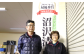 生産者の沼沢 清司さん（左）
