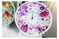 フラワーアレンジメント 薔薇の花時計 ホワイト [La.Rose Fleur 山形県 高畠町 tk06ayt140014] 時計 バラ 薔薇 花 はな 造花 フラワー アレンジメント インテリア 飾付 置き型 壁掛け ハンドメイド