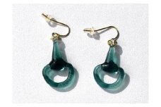 オリジナルアクセサリー ハーフビットピアス GREEN(イヤリングに変更可)【3800901】