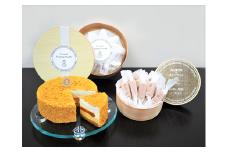 【配達日指定品】 生キャラメル ＆ ドゥーブルフロマージュ （ チーズケーキ ）の セット ｜ キャラメル 向山製作所 福島県 大玉村 キャラメルソース ベイクドチーズ レアチーズ チーズ お歳暮 ギフト 贈り物 贈答 プレゼント お取り寄せ スイーツ ｜ 03009