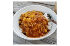 チェチのスパイスカレー（180g×3パック）　※日付指定不可