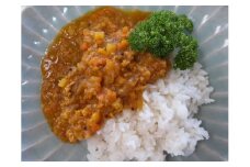 有機野菜入りキーマカレー（180ｇ×３パック）