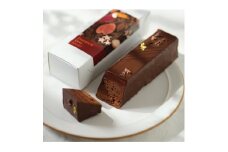 チョコレートケーキ　プレミアム　1本【1596367】