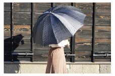 雪華模様のオリジナル傘（サイズ65cm）カラー：ブラック | 傘 かさ 65センチ 雨具 メンズ レディース 兼用 雪の結晶 ブラック 黒 おしゃれ かわいい スタイリッシュ 雨 梅雨 贈答 贈り物 プレゼント 父の日 母の日 お中元 お歳暮 御歳暮 茨城県 古河市 _BL09