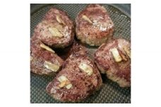 ダチョウ 上フィレ肉 ステーキ用 500g ダチョウ肉 赤身肉 ヘルシー 低脂肪 低カロリー 高たんぱく質 鉄分 豊富 真空パック 上質 抗生物質不使用 成長ホルモン不使用 国産 ダイエット 健康志向 グルメ ギフト 産地直送 (C05-006)