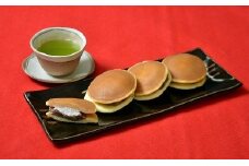 下妻銘菓 生クリームどらやき 10個入り 【 菓子 和菓子 スイーツ クリーム どら焼き ドラヤキ あんこ 冷凍 】