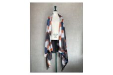 ◎海外要人向け贈呈品選出 足利銘仙(ほぐし織り)シルクストール ART.Square-OR【海外要人向け 贈呈品 羽織り 大判 シルク ストール 栃木県 足利市 】 F7Z-315