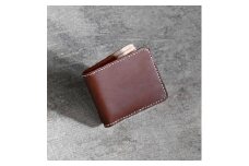栃木レザー使用｜滑らか本革二つ折り財布｜Half wallet 01｜チョコ｜minca（全4色）