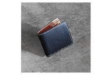 栃木レザー使用｜滑らか本革二つ折り財布｜Half wallet 01｜ブラック｜minca（全4色）