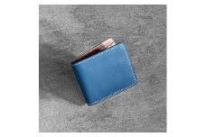 栃木レザー使用｜滑らか本革二つ折り財布｜Half wallet 01C｜ブルー｜minca（全4色）