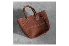 栃木レザー使用｜ソフトな手触り 本革 小さめトートバッグ｜Tote bag 03 S｜チョコ｜minca（全6色）