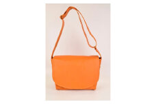 【minca】栃木レザーのショルダーバッグ01M 斜め掛け A4サイズ ソフトな手触り/Shoulder bag 01/M/キャメル　538【かばん ファッション 人気 おすすめ 】