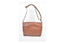 【minca】栃木レザーのショルダーバッグ01M 斜め掛け A4サイズ ソフトな手触り/Shoulder bag 01/M/チョコ　538【かばん ファッション 人気 おすすめ 】