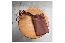 栃木レザー使用｜ソフトな手触り 本革 スマホショルダー｜Smartphone shoulder｜チョコ｜minca（全6色）