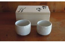 50-13 粉引夫婦湯呑（桐箱入）