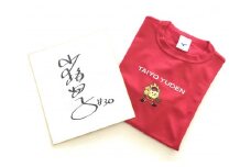 【22A042】　太陽誘電ソルフィーユ（ソフトボール部）ソルフィーちゃん入りＴシャツ《サイン色紙付き・数量限定》