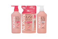 【25055】ミノン薬用ヘアシャンプー（４５０ｍＬ１本、詰替用１個）、ミノン薬用コンディショナー１本セット