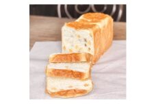 サツマイモ食パンとキング食パン2本(4斤)セット【1357454】