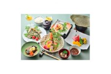 高級旅館＜悠湯里庵＞にご招待!ゆとり神楽会席とご入浴のセットプラン　2名様の招待券【1243476】