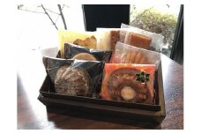 「PATISSERIE　Liante（パティスリー　リアント）」の焼き菓子アソートセット（7個入り）