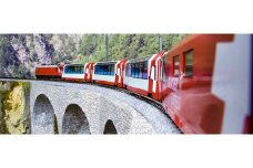 I001-25 【Nゲージ】世界一遅い特急列車。アルプスの氷河特急（動力付き）