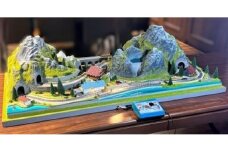 SS001-25【Nゲージ】氷河特急レイアウト　湖畔の駅