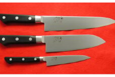 包丁 ふるさと納税専用「豆ねこ包丁」3本セット（牛刀、三徳、ペティ） セット ステンレス 牛刀 三徳 ペティ キッチン用品 日用品 耐久性 鳩山町 埼玉県